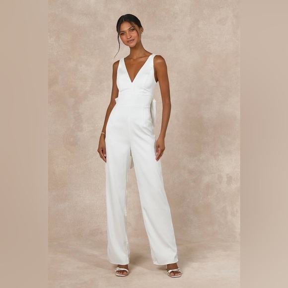 NWT Lulus Angelic Aesthetic Ivory Satin Bow Back Sleeveless V-Neck Jumpsuit, S - Picture 2 of 13